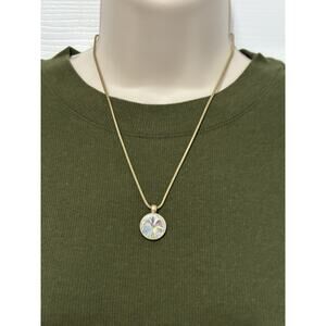Plunder Gold Tone Crystal Pendant Necklace Classic Timeless Glam Event NYE‎ Vtg